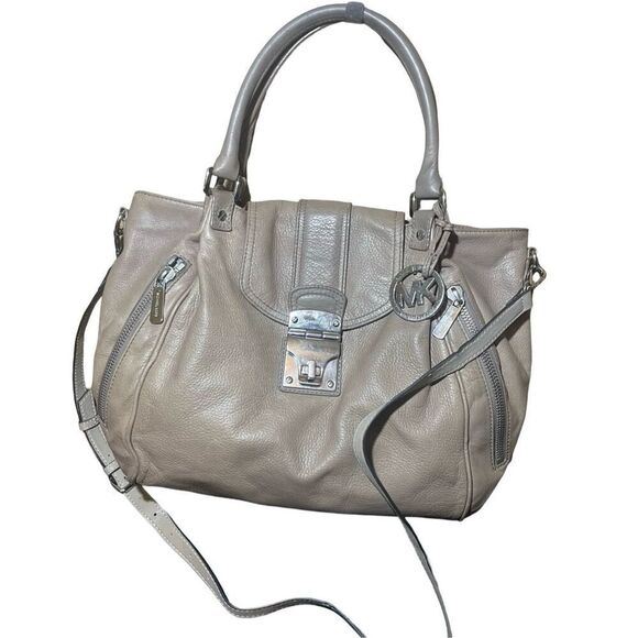 Vintage Michael KORS Jenna Crossover - Picture 3 of 11